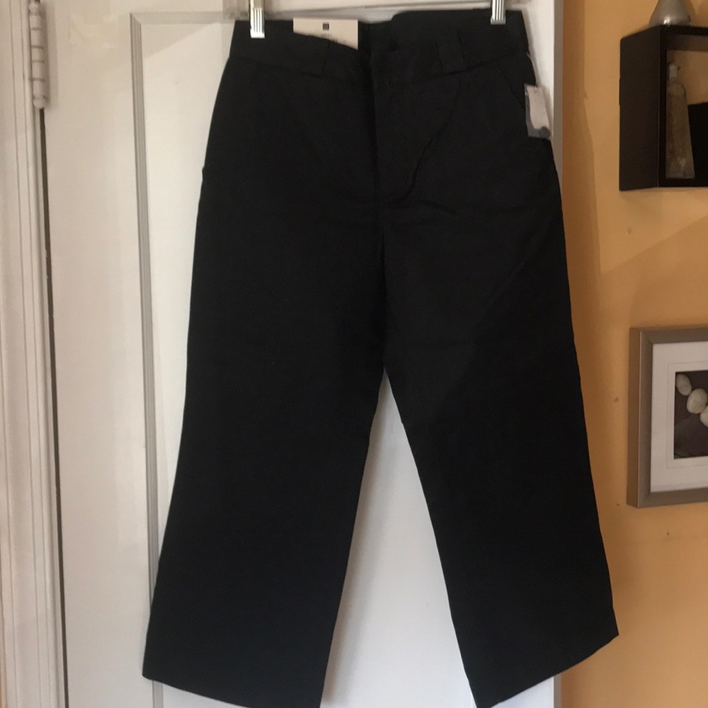 Capri pants